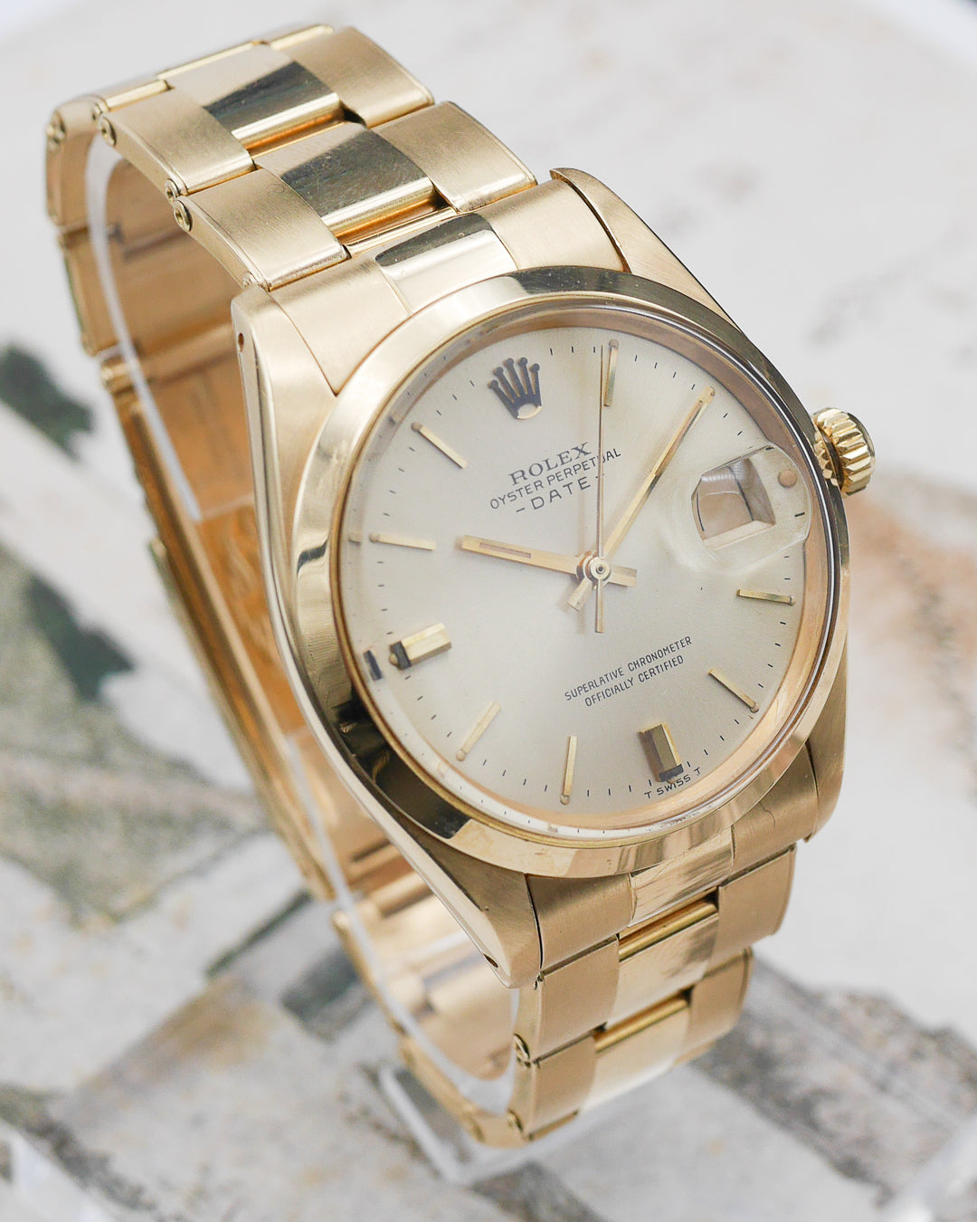 1969 Rolex Oyster Date 1500 in 18kt Black Crown