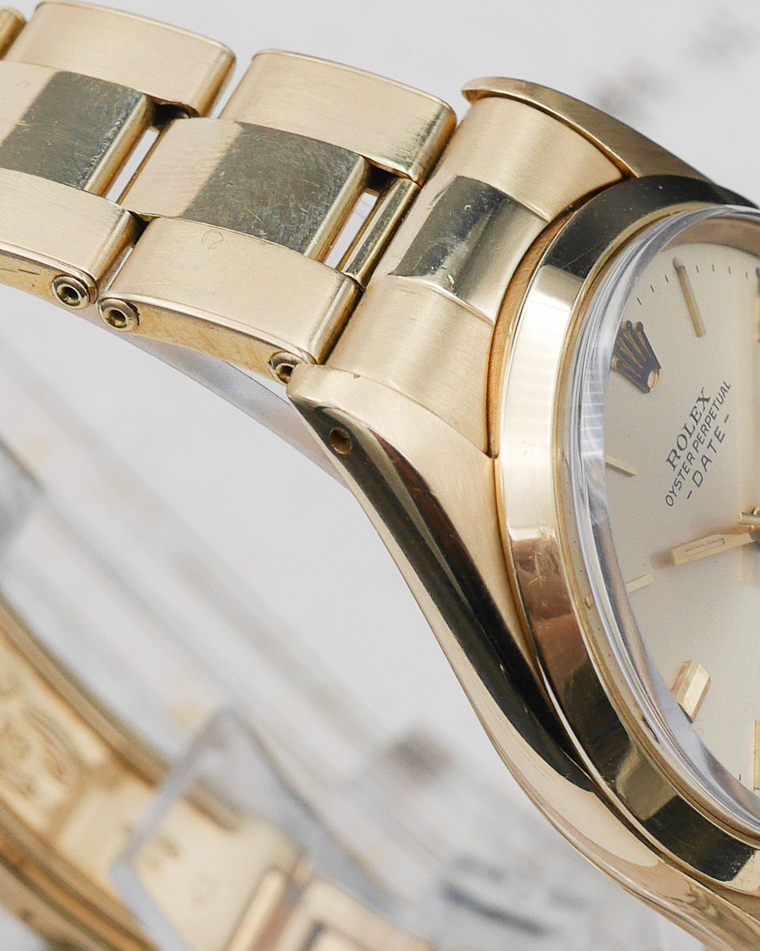 1969 Rolex Oyster Date 1500 in 18kt Black Crown