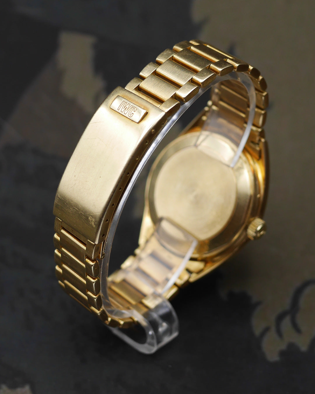 1970s IWC Yacht Club in solid 18kt yellow gold and its original bracelet