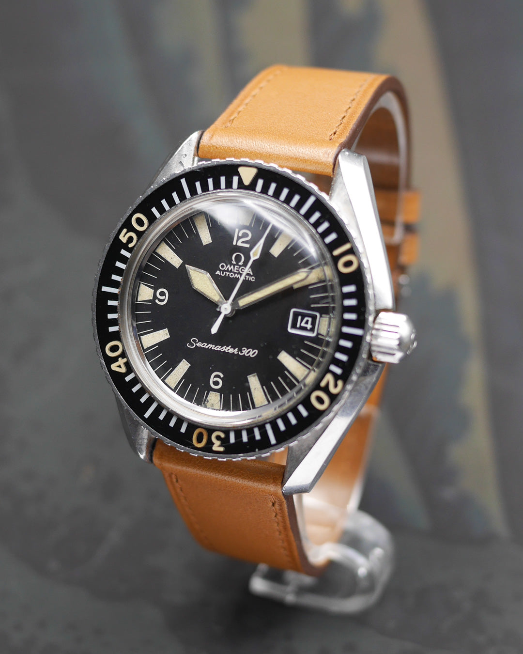 1960s Omega Seamaster 300 ref. 166.024 HF case