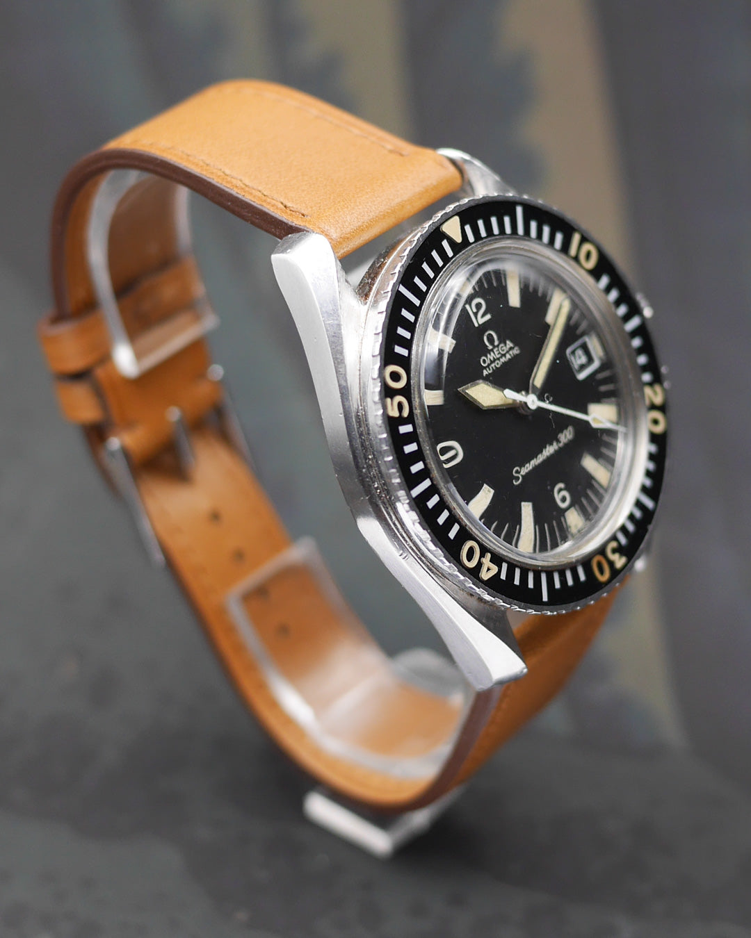 1960s Omega Seamaster 300 ref. 166.024 HF case