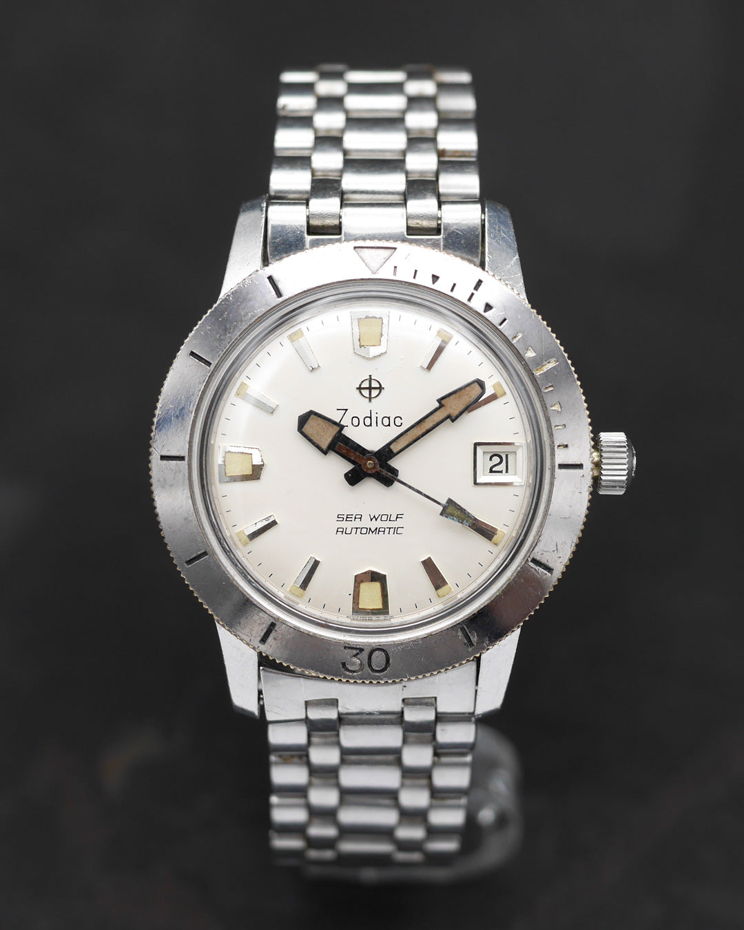 1960s Zodiac Sea Wolf date stainless steel bezel with creamy dial