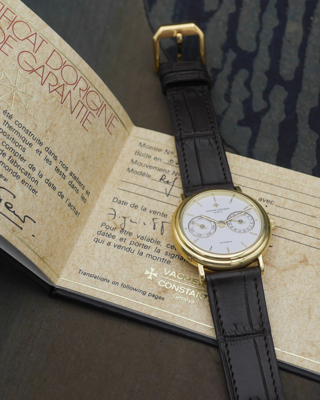 1988 Vacheron Constantin ref. 46008 dual calendar in 18kt yellow gold with paper