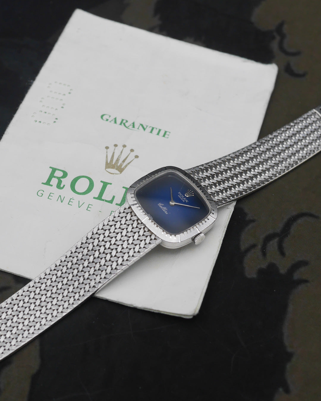 1970's Rolex Cellini ladies in 18k white dold with blue vignette dial - Paper