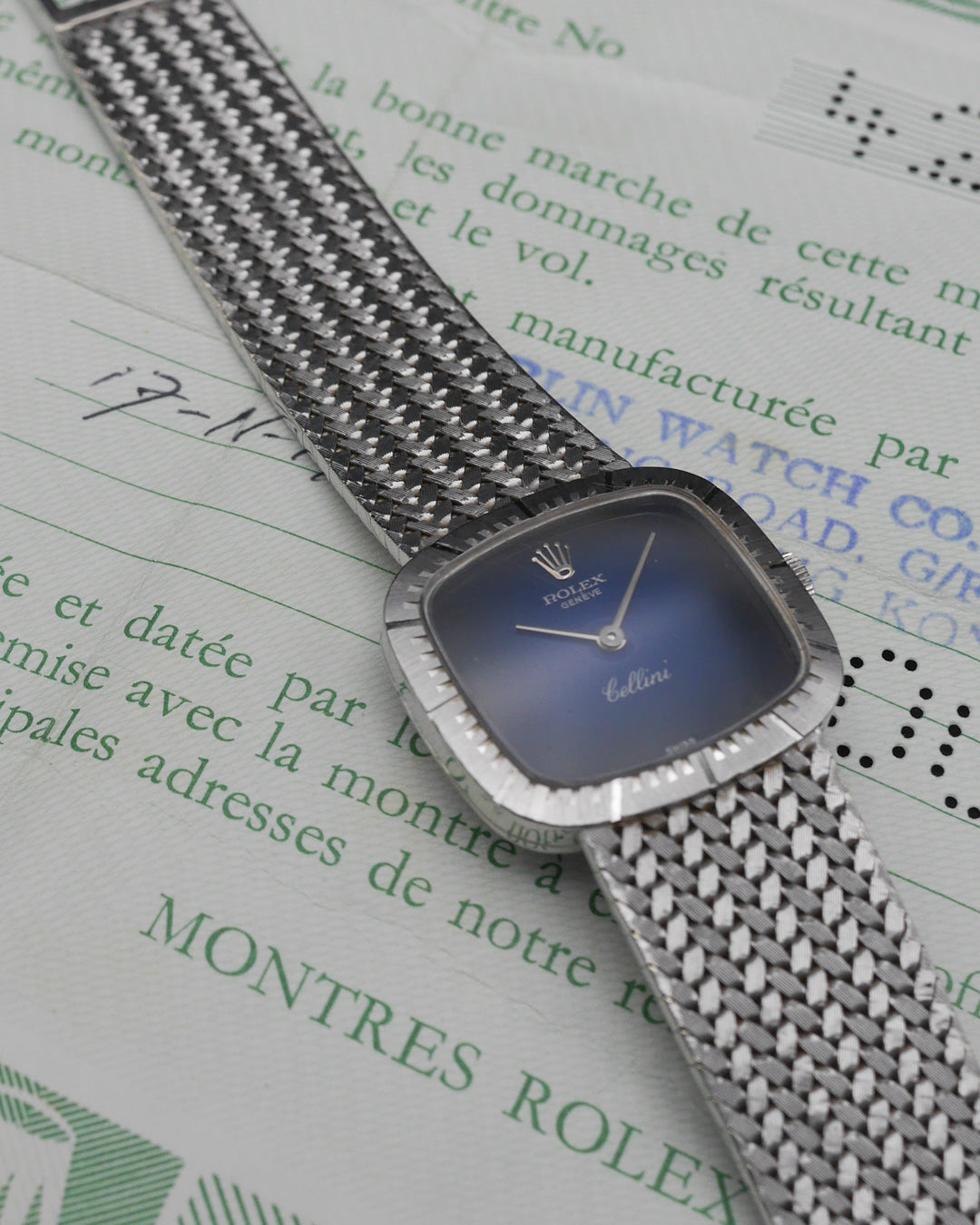 1970's Rolex Cellini ladies in 18k white dold with blue vignette dial - Paper