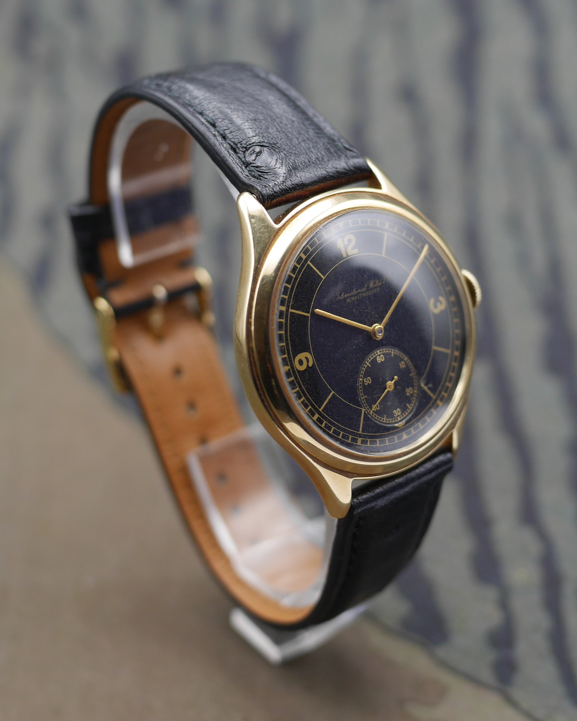 1939 IWC "Hermet" sector & gilt dial with its certificat of authenticity