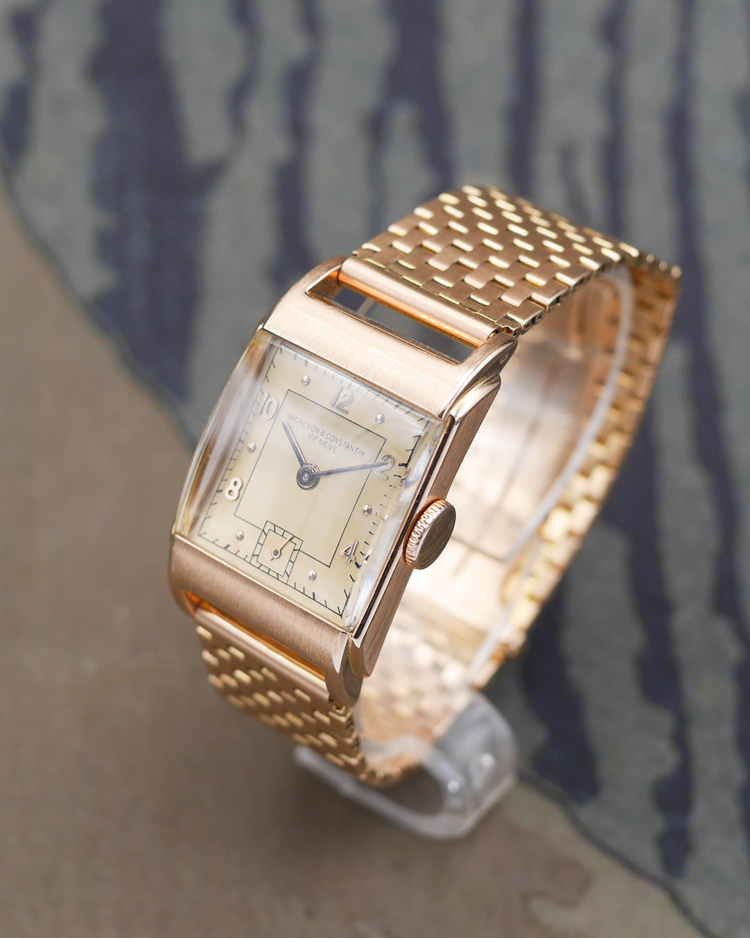 1943 Vacheron Constantin art-deco in red gold with Edmond Jaeger bracelet