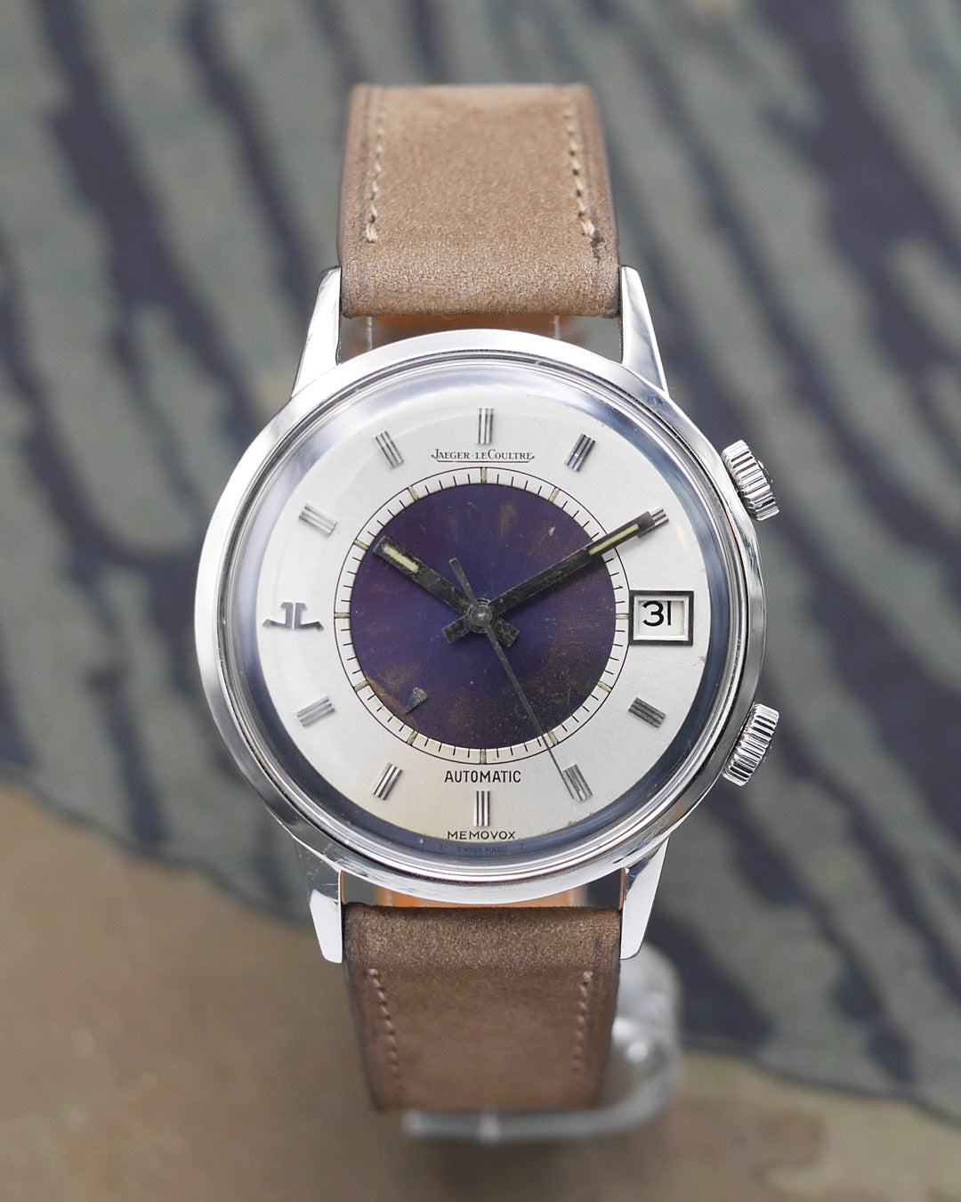 1970s Jaeger-Lecoultre Memovox 875.42 speed beat "Tuxedo" dial