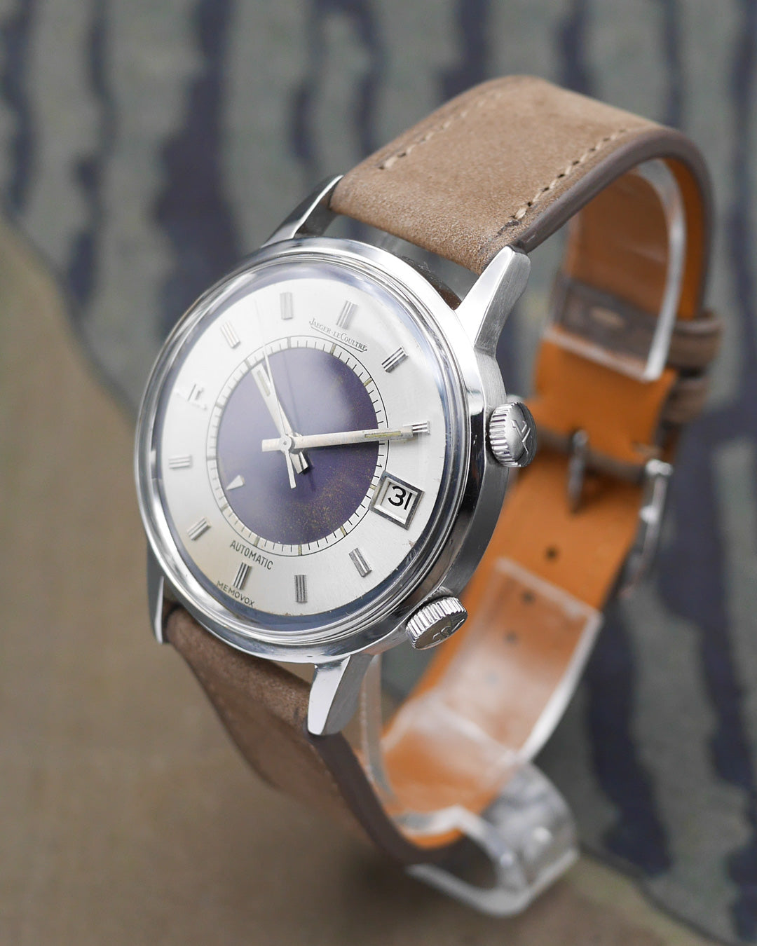 1970s Jaeger-Lecoultre Memovox 875.42 speed beat "Tuxedo" dial