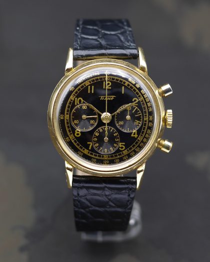 1940s Tissot chronograph with gilt dial in 18kt Yellow Gold