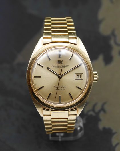 1970s IWC Yacht Club in solid 18kt yellow gold and its original bracelet